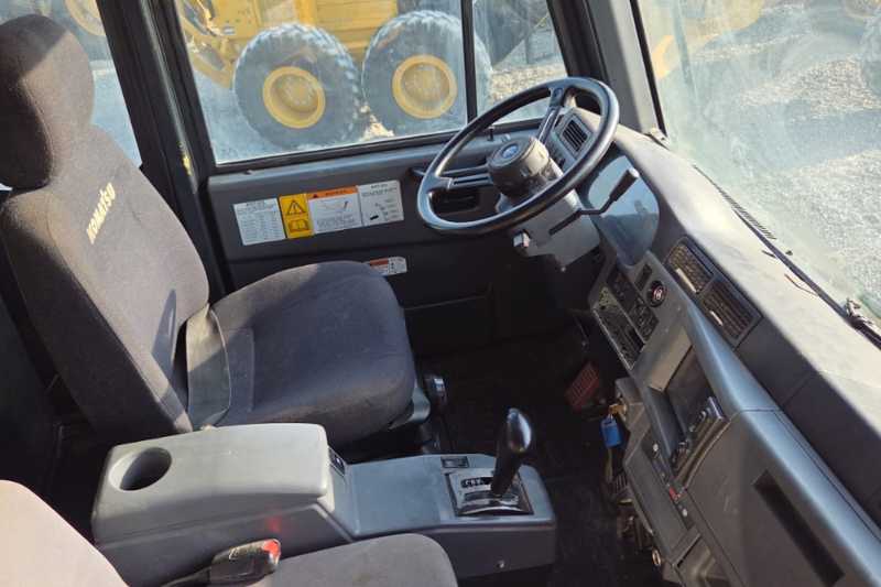 OmecoHub - Immagine KOMATSU HD465-7R